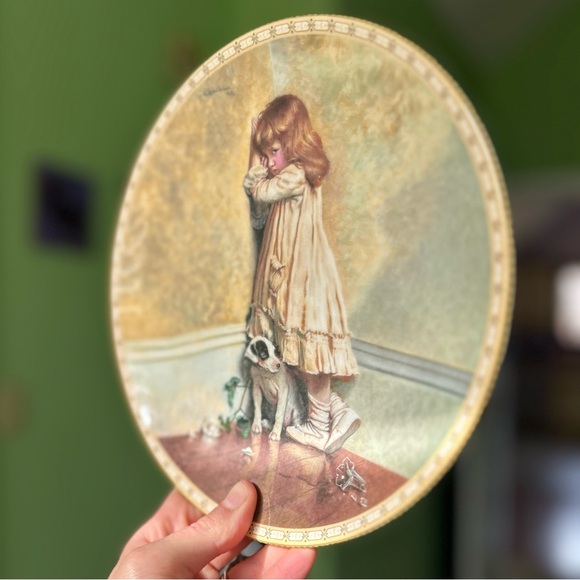 VTG The Original In Disgrace Bradford Exchange Little Girl + Puppy Cottage Plate - Picture 2 of 5